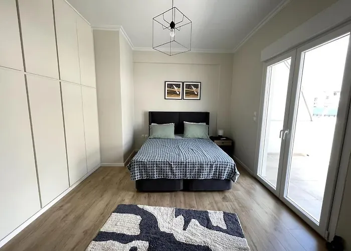 Luxury Penthouse In Pagrati