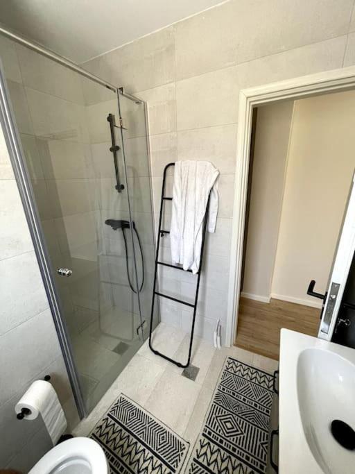 Luxury Penthouse In Pagrati Apartment *