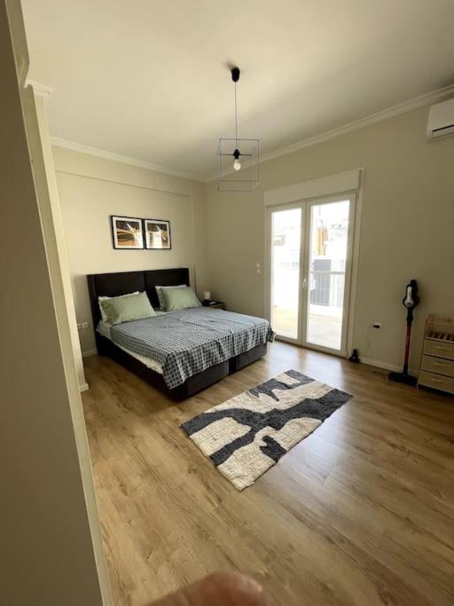 Luxury Penthouse In Pagrati Apartment *