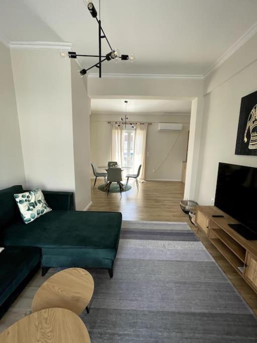 Luxury Penthouse In Pagrati