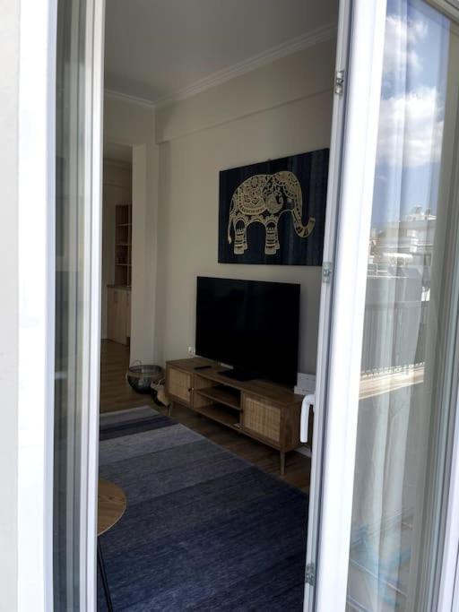Luxury Penthouse In Pagrati